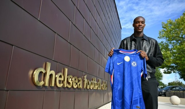 艾美加：很自豪能与切尔西签约，本赛季我会专注于斯特拉斯堡