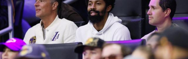 开云APP-丁威迪签湖人少赚400万！当第三后卫辅佐詹皇冲冠